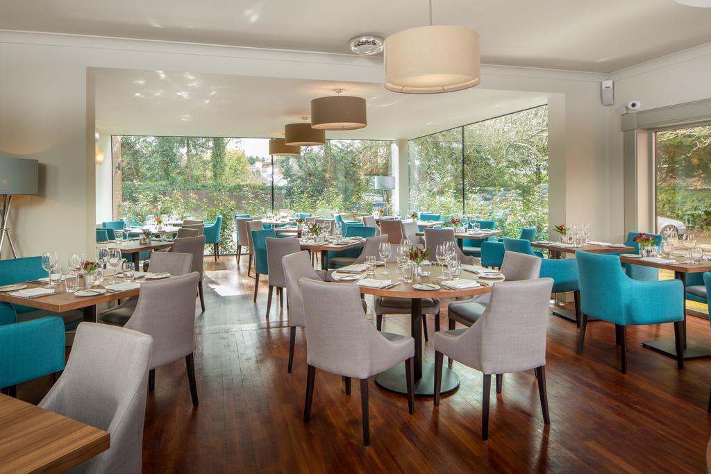 The Chequers Inn บีคอนส์ฟิลด์ ภายนอก รูปภาพ